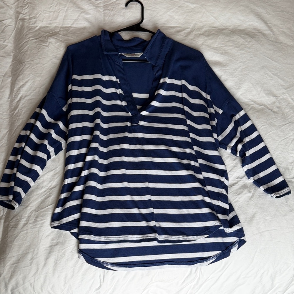 Vineyard Vibes Rugby Stripped Long Sleeve XL.